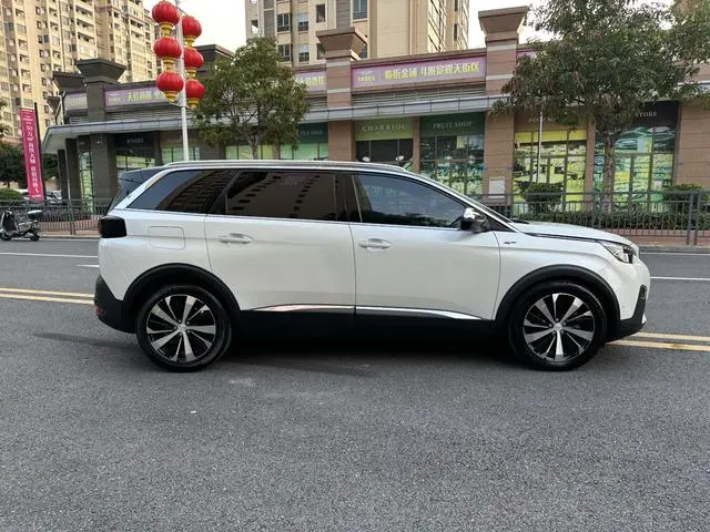 Peugeot Peugeot 5008 380THP 7-seater luxury GT version
