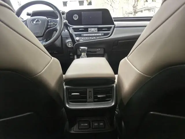 Lexus Lexus ES 200 Excellent Edition