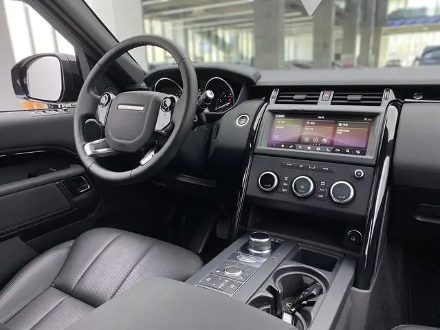 Land Rover discover 3.0 V6 SE