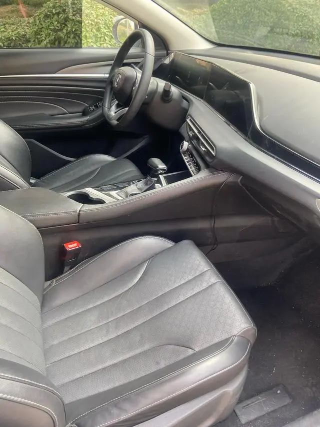 Changan Yidong PLUS 1.6L GDI CVT luxury