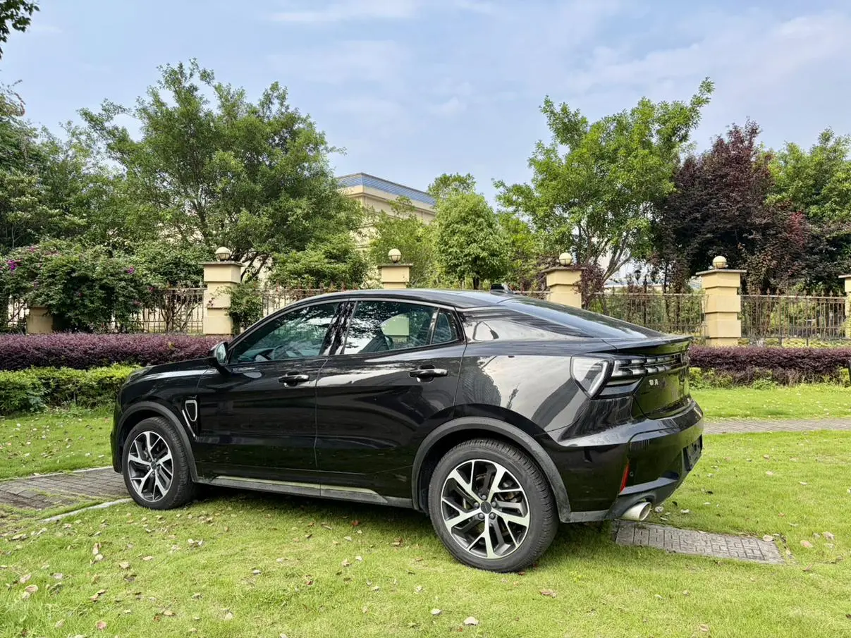 LYNK & CO Lynk 05 2.0TD four-wheel drive Jin Plus