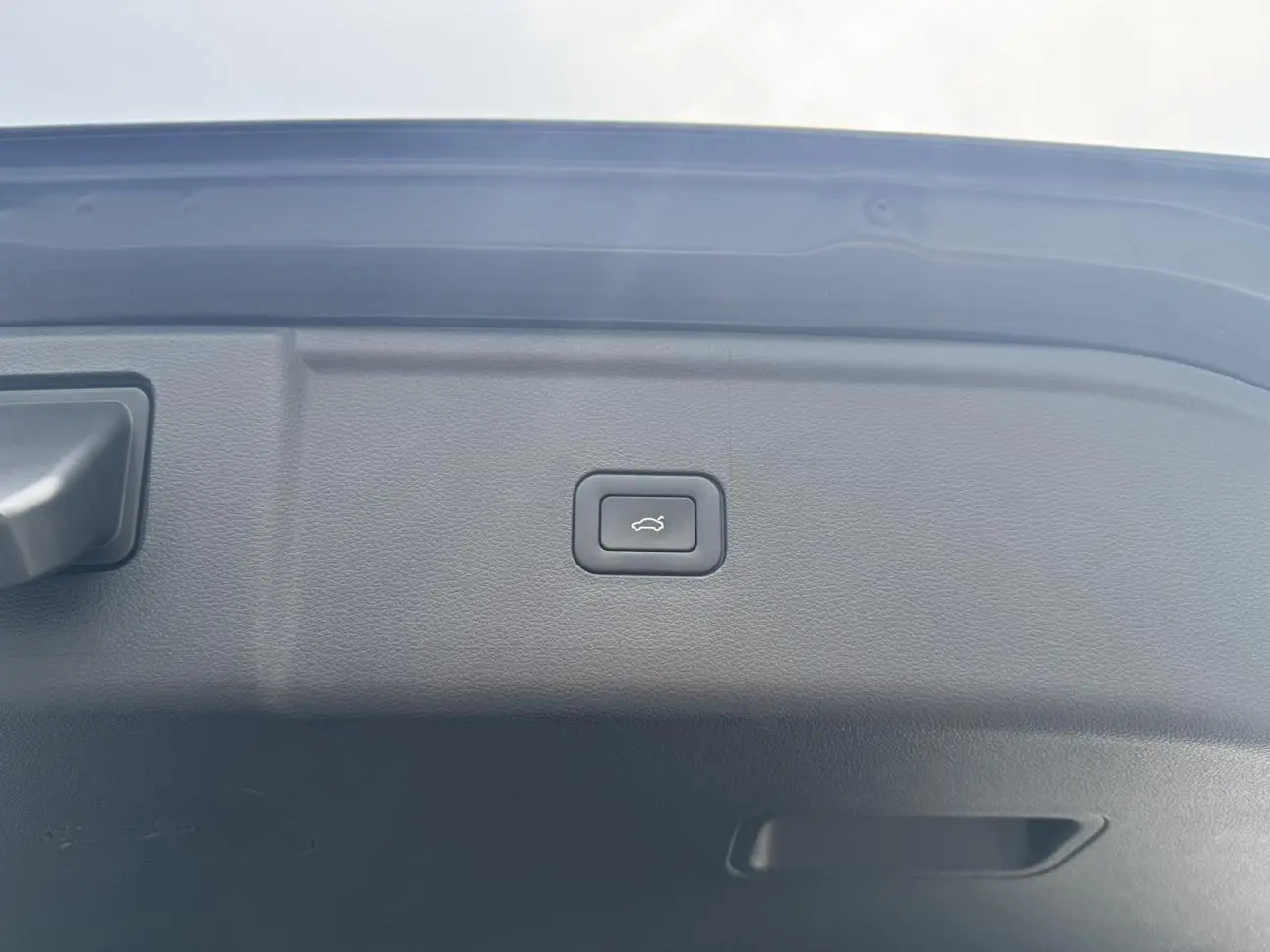 Hongqi Hongqi HS5 Facelift 2.0T Zhilian Flag Enjoy Edition
