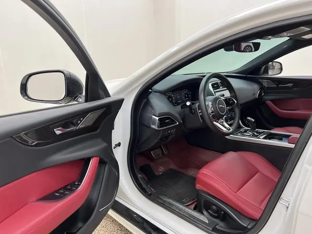 Jaguar Jaguar XEL 2.0T 250PS R-DYNAMIC S Yaohei Sports Edition