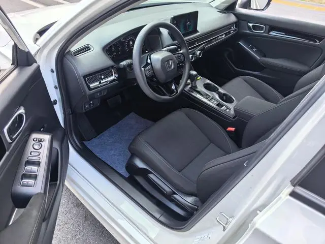 Honda Civic 240TURBO CVT Dynamic Version
