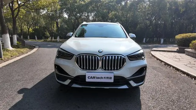 BMW BMW X1 sDrive20Li Exclusive type