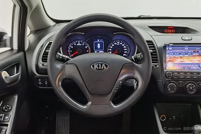 Kia Kia K3 1.6L manual GL