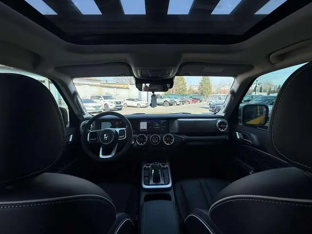 Tank Tank 300 Border Limited Edition