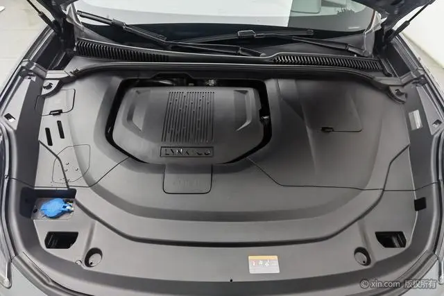 LYNK & CO Lynk 06 1.5T Jin Pro