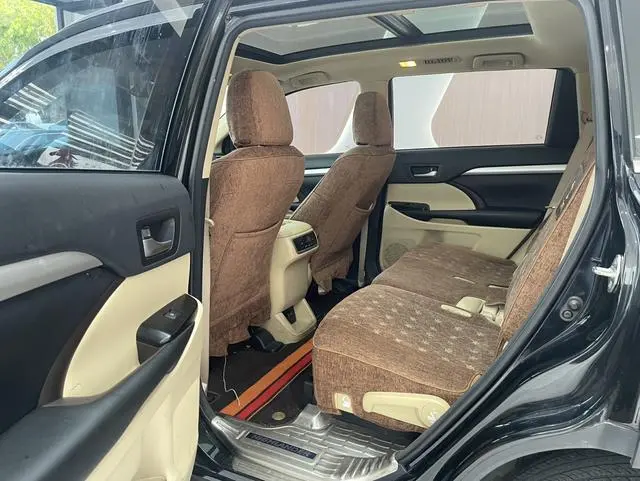 TOYOTA Highlander 2.0T four-wheel drive deluxe edition 7-seater Country VI