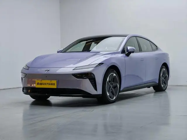 Dongfeng eπ eπ007 Pure electric 530Pro version