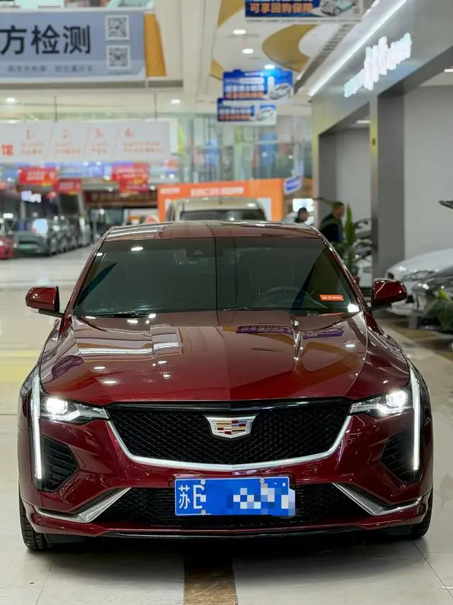 Cadillac Cadillac CT4 28T premium type