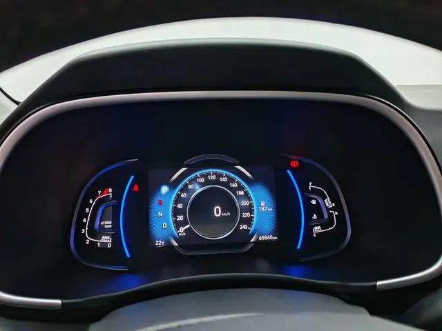 Hyundai Tucson 280TGDi dual-clutch two-wheel drive fashion version of the country VI