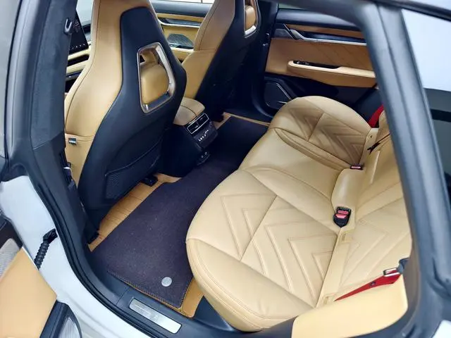 ZEEKR ZEEKR 001 Ultra-long battery life, dual-motor YOU version