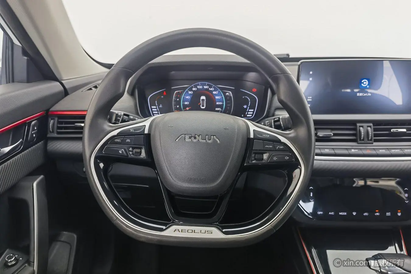 Dongfeng Fengshen Yi Hyun 230T automatic wind chasing version