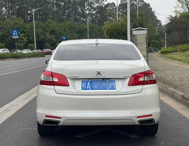 Peugeot Peugeot 408 1.6T Automatic Deluxe Edition