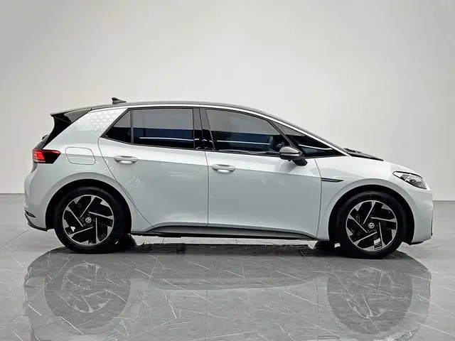 Volkswagen Volkswagen ID.3 Upgraded Pure Smart Edition