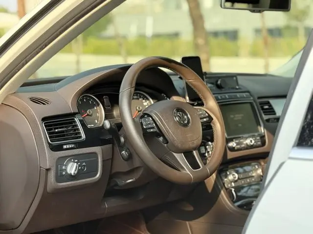 Volkswagen Touareg 3.0 TSI Yaoyue Edition