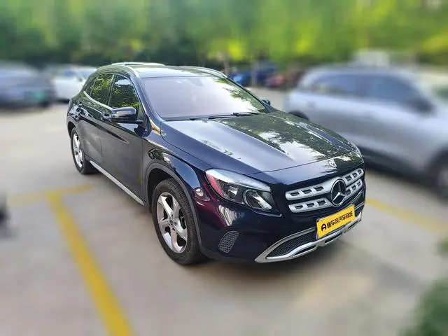 Mercedes-Benz Mercedes-Benz GLA GLA 200 dynamic type