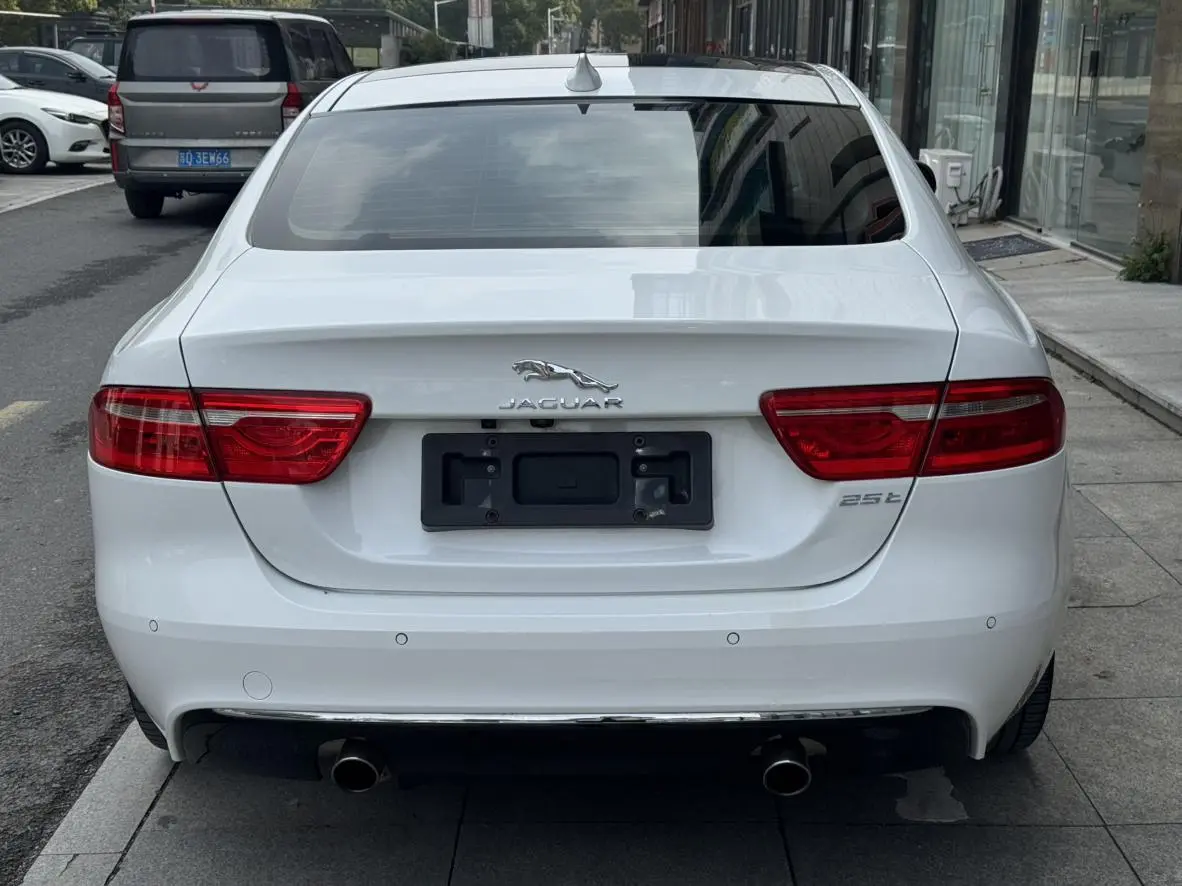 Jaguar Jaguar XEL 2.0T 250PS Premium Edition