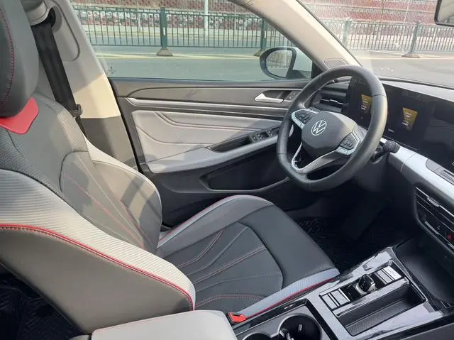 Volkswagen Lingdu Lingdu L 280TSI DSG Dazzling Spicy Version