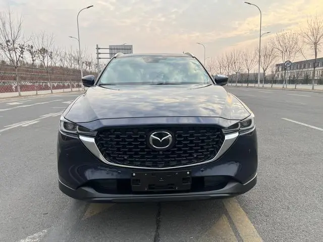 Mazda Mazda CX-5 2.0L automatic two-wheel drive Zhishang type