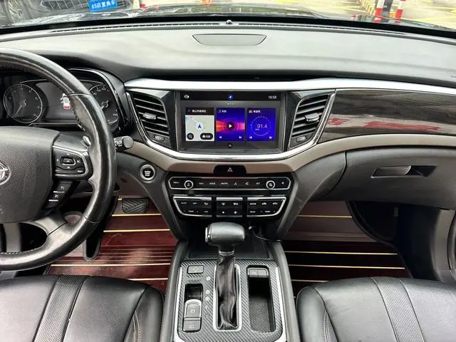 GAC Trumpchi GS8 320T two-wheel drive luxury Zhilian Edition 7 seats