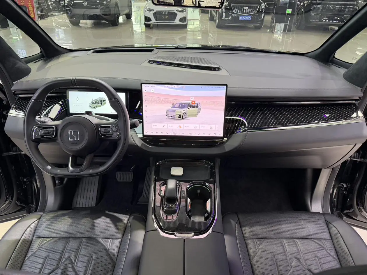 ZEEKR ZEEKR 009 Seven-seater aisle version two-wheel drive 108kWh