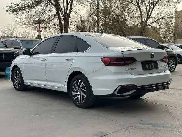Volkswagen Lavida 300TSI DSG Starry Sky Manyi Edition