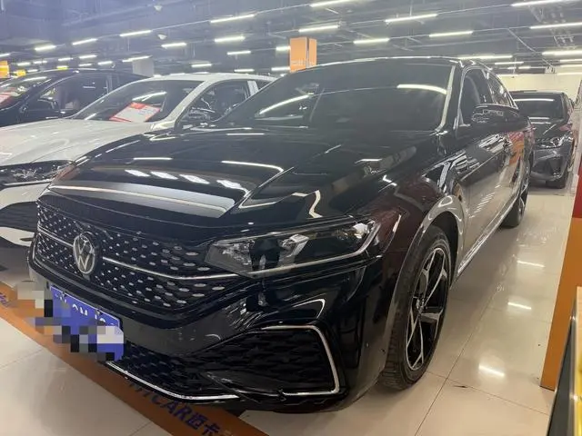 Volkswagen Passat Outstanding 380TSI Longteng Edition