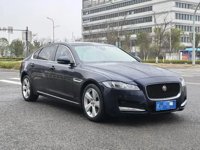 Jaguar Jaguar XFL 2.0T P200 two-wheel drive Elite Edition