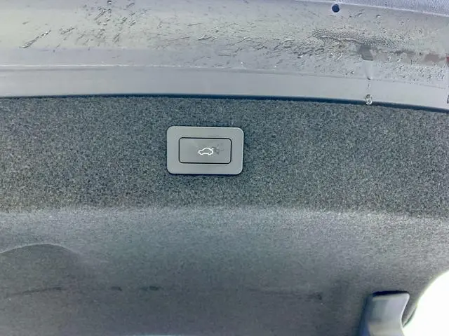 LUXEED Wisdom World S7 Ultra four-wheel drive sports edition