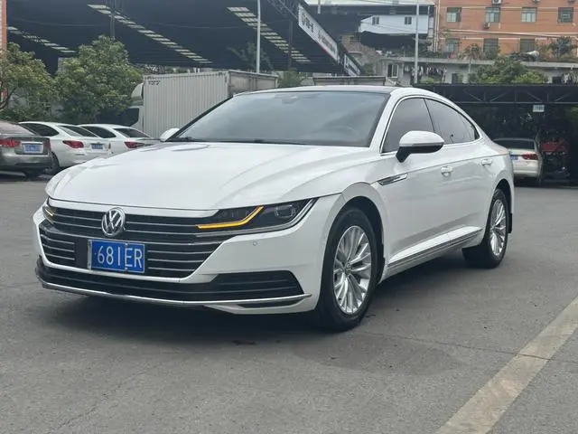 Volkswagen Volkswagen CC 330TSI Charm Edition Country VI