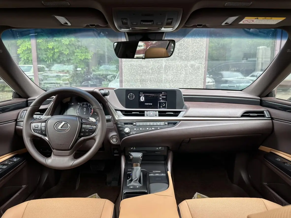 Lexus Lexus ES 200 Excellent Edition