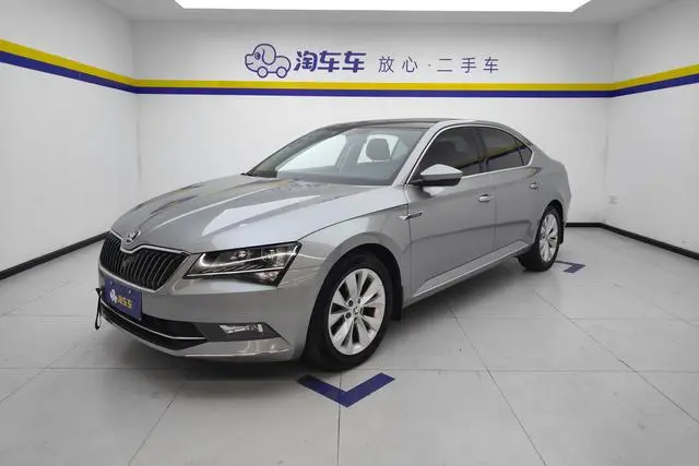 Skoda Speed pie ZI330 DSG Comfort Edition Country V