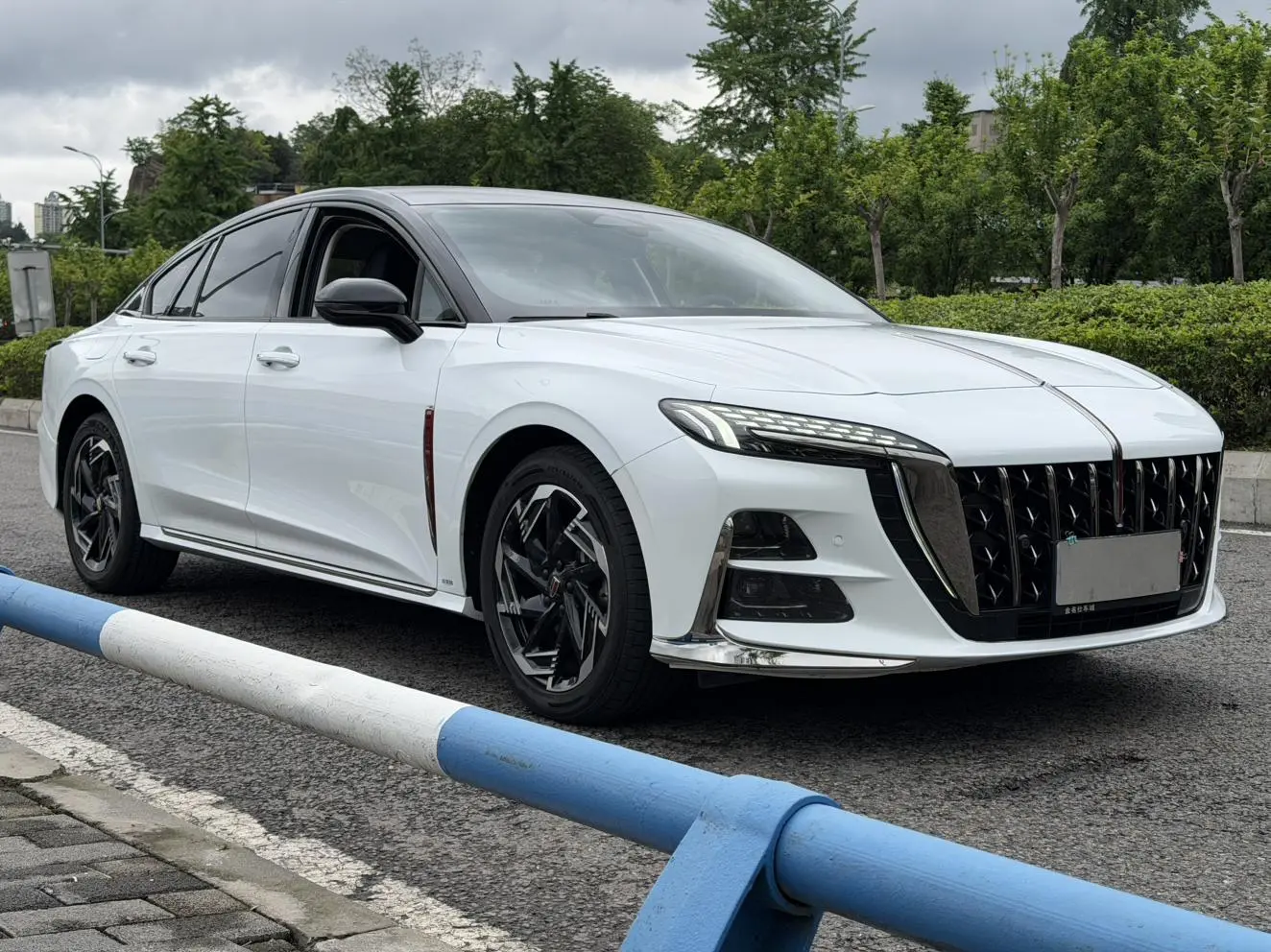 Hongqi Hongqi H6 2.0T to the United States version