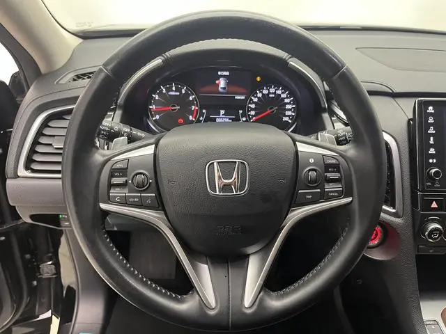 Honda Crown Road 370 TURBO 9AT Premium Edition AWD
