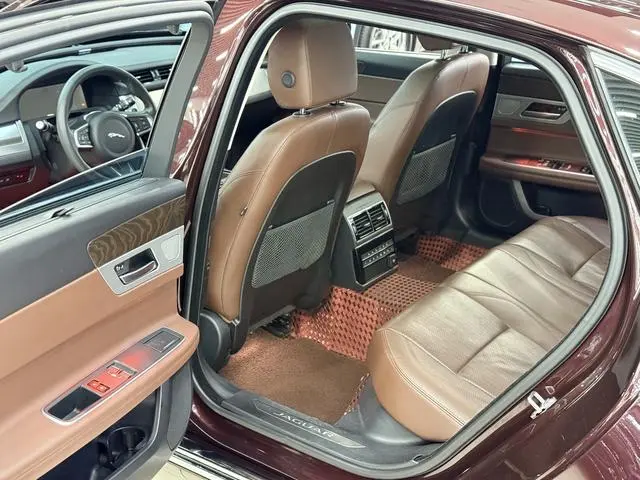 Jaguar Jaguar XFL 2.0T P250 four-wheel drive Exclusive Edition