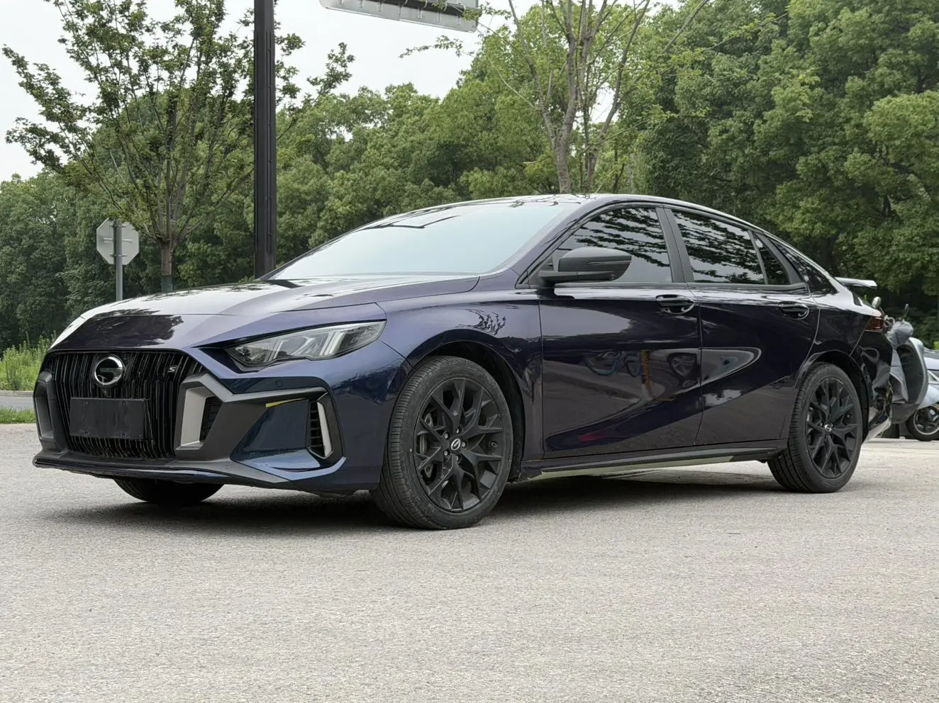 GAC Shadow Leopard 270T J16 R-Style track version