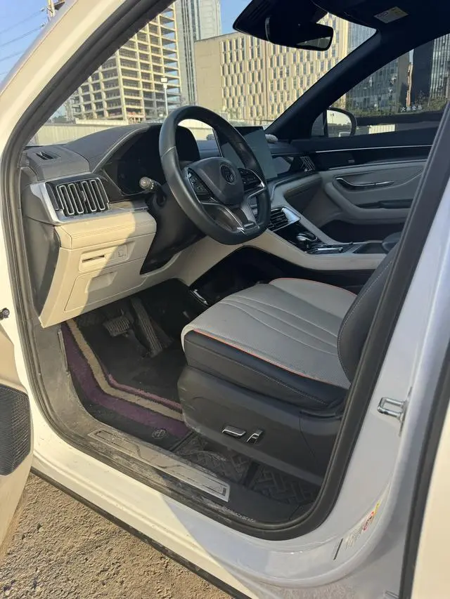 BYD Song PLUS DM DM-i 110KM two-wheel drive flagship PLUS