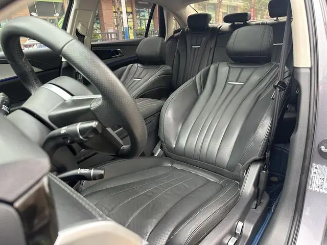Hongqi Hongqi H5 2.0T Automatic Zhilian Qichang Version