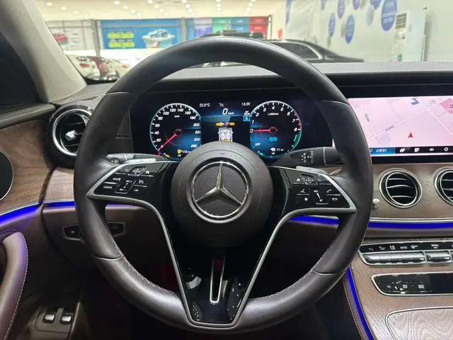Mercedes-Benz Mercedes-Benz E-class PHEV E 350 e L sedan