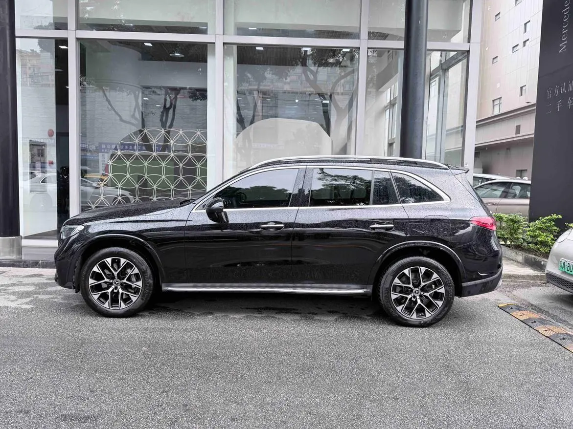 Mercedes-Benz Mercedes-Benz GLC PHEV GLC 350 e L 4MATIC Collector's Edition