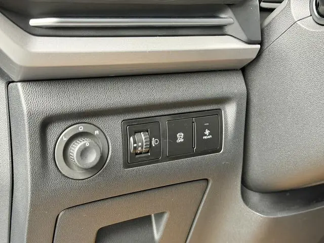 Wuling Wuling Jiachen 1.5T CVT Smart Luxury