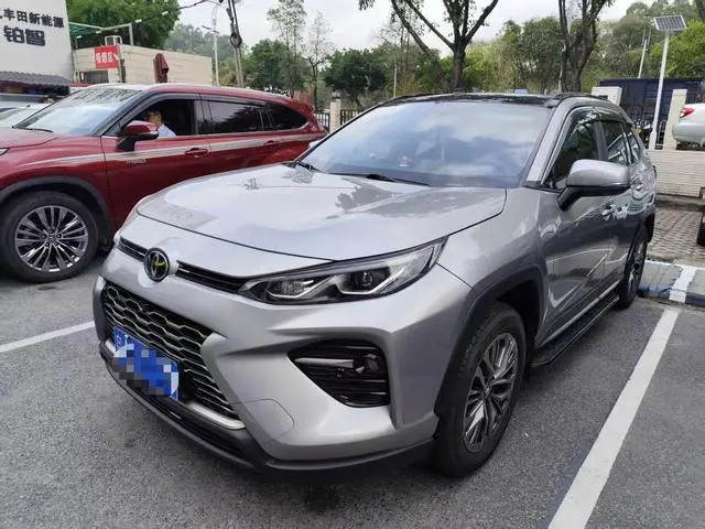 TOYOTA Wilanda 2.0L two-wheel drive luxury PLUS edition