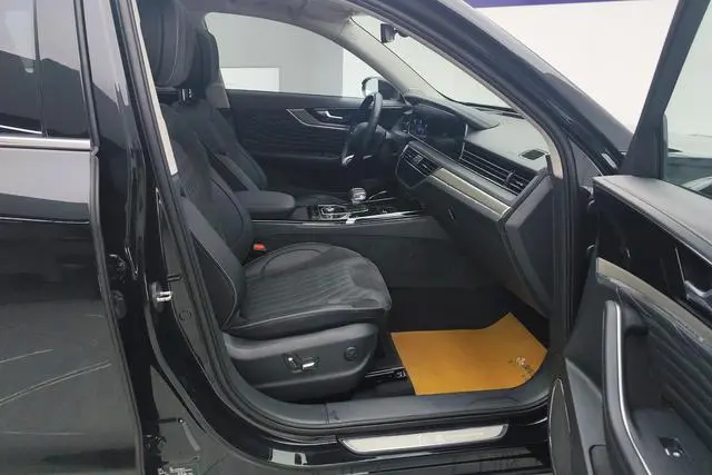 Hongqi Hongqi HS5 Facelift 2.0T Zhilian Flag Enjoy Edition