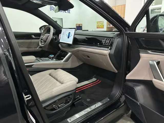 BYD Tang DM Smart driving version DM-i 115KM flagship model