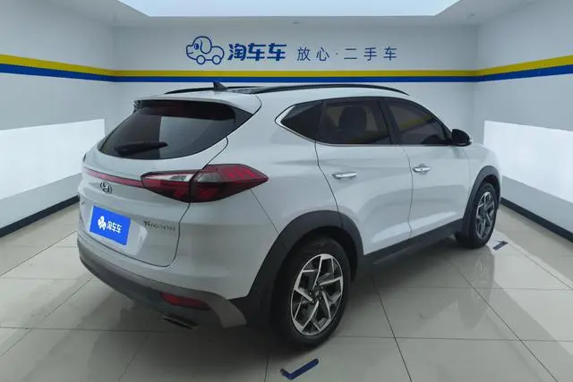 Hyundai Tucson 280TGDi dual-clutch two-wheel drive fashion version of the country VI