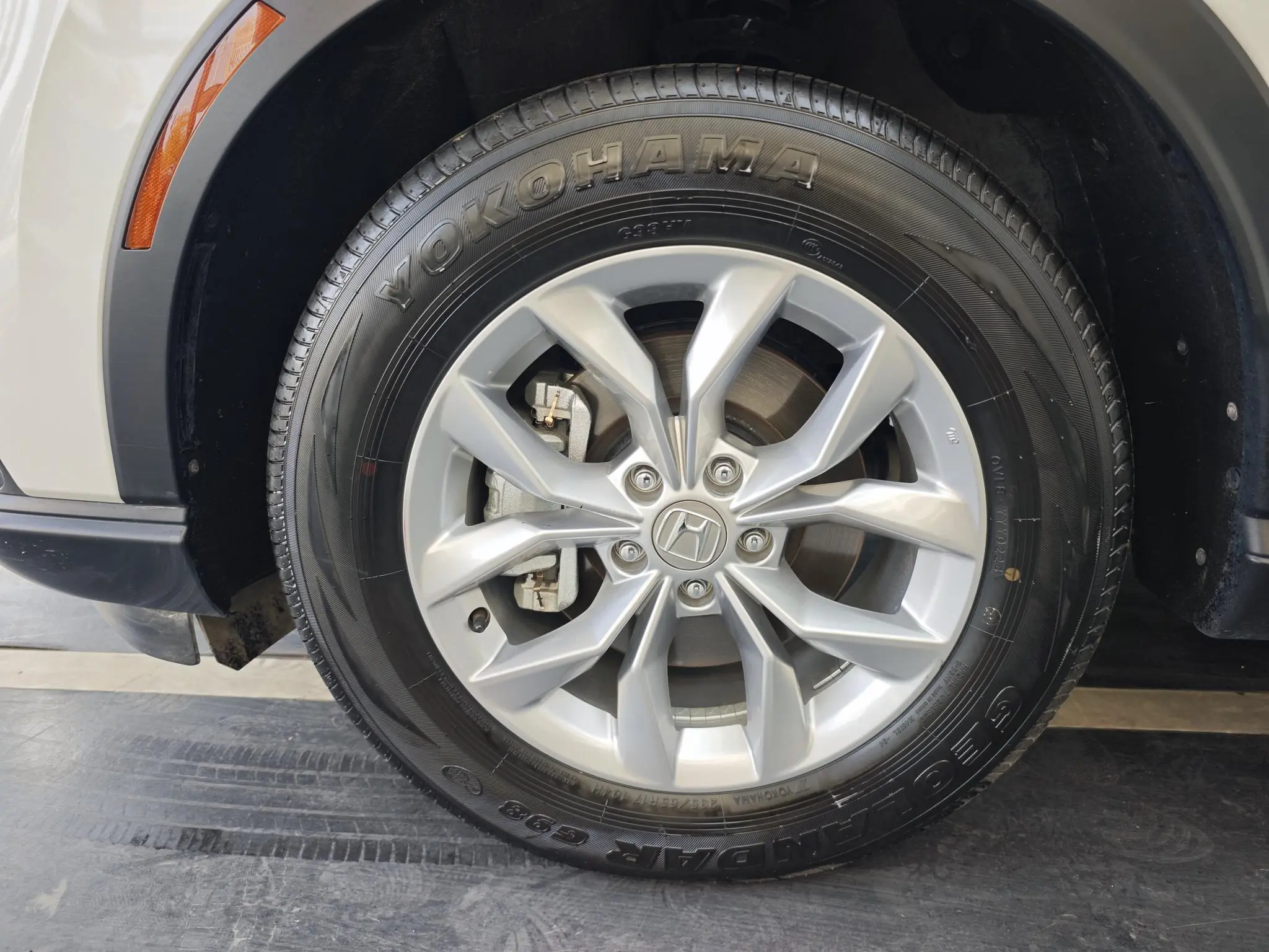 Honda Honda CR-V 240TURBO CVT two-wheel drive Fengshang 5-seater version