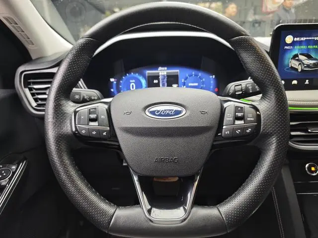 Ford Ruiji EcoBoost 245 four-wheel drive Jiaxiang model