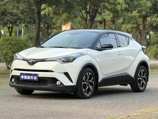 TOYOTA Toyota C-HR 2.0L Deluxe Edition